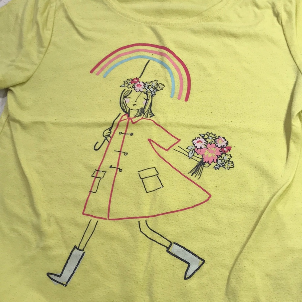 Pj Shirt with a girl and a rainbow umbrella